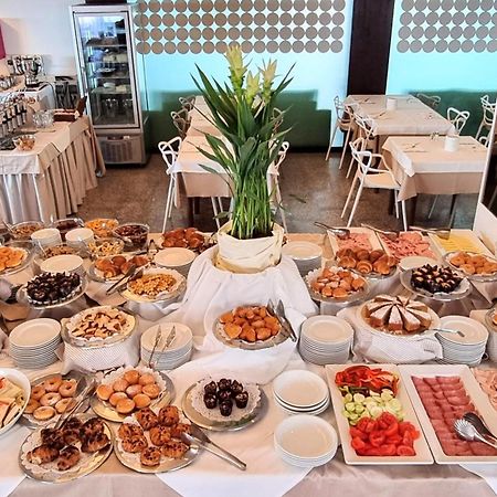 Hotel Bristol لينانو سابيادورو المظهر الخارجي الصورة