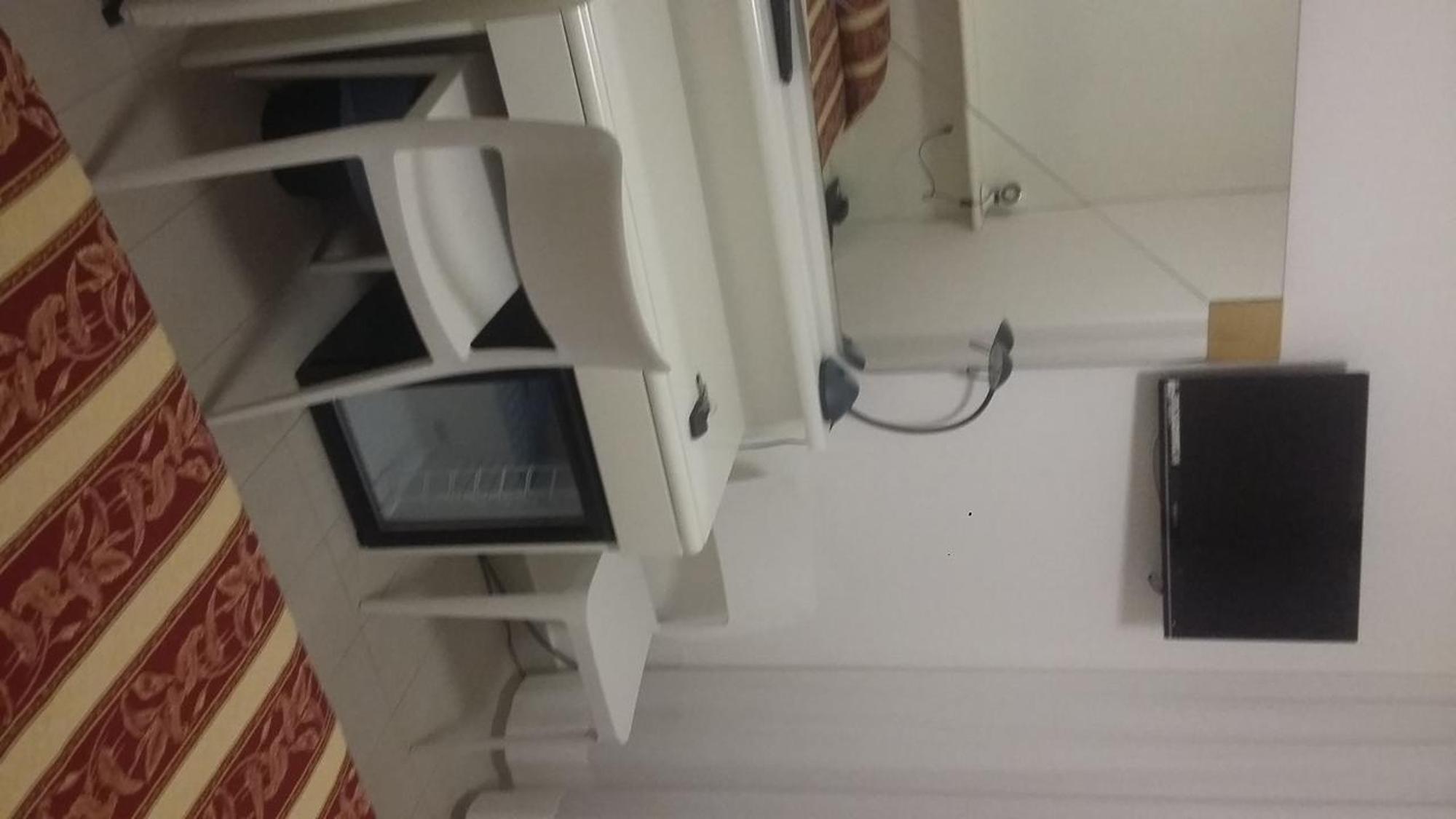 Hotel Bristol لينانو سابيادورو الغرفة الصورة